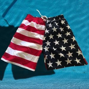 Faded glory American flag swimming trunks size M